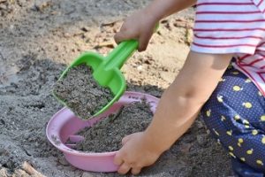 patrick-playing-with-sand-baby-mine-store